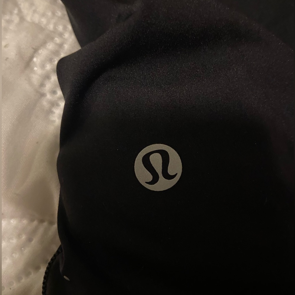 Lululemon SenseKnit High-Rise running crop 23”